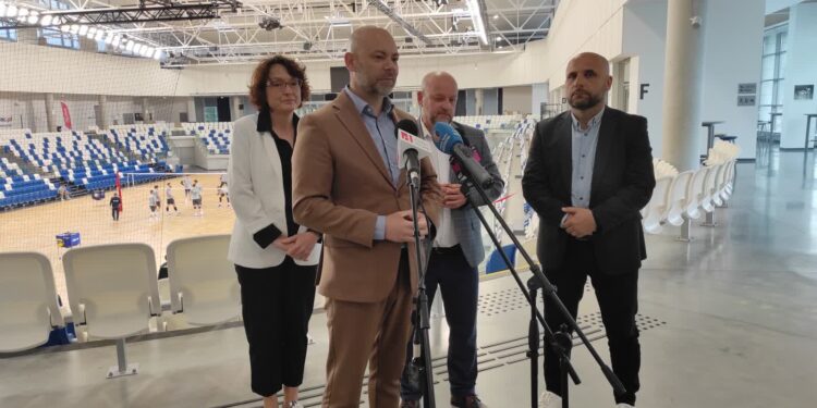 Mielec: Najlepsi młodzi szpadziści powalczą o tytuły mistrzów Polski