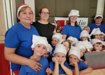 Sandomierz: Smerfy odwiedziły redakcję Radia Leliwa