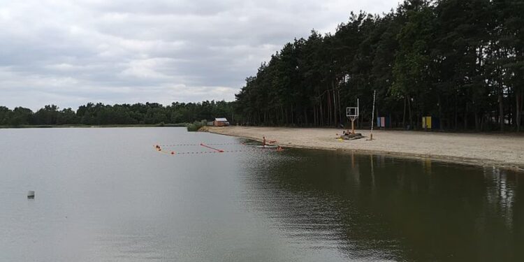 Gorzyce. Zalew Przybyłów poleca się dla plażowiczów
