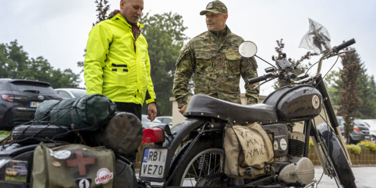 Region: Na legendarnym motocyklu WSK 125 dookoła granic Polski
