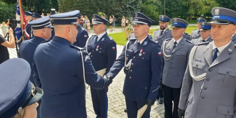 Tarnobrzeg: Święto Policji. Uroczysty apel