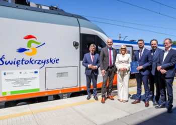 Region: Cztery nowoczesne pociągi trafią do Świętokrzyskiego-Sandomierz i Ostrowiec zyskają na jakości transportu