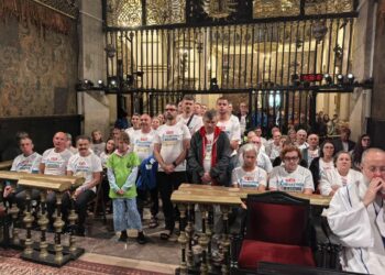 Tarnobrzeg: W słońcu, upale i w strugach deszczu dobiegli do Częstochowy