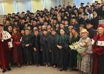 Tarnobrzeg: Zakończenie roku akademickiego w PANS. Dyplomy, emocje i wzruszenia