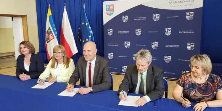 Świętokrzyskie. Są pieniądze na wymianę kopciuchów