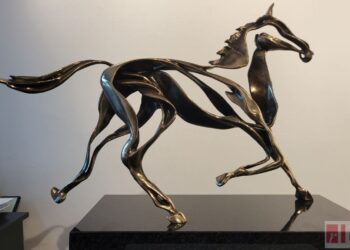 Sandomierz. Kobiece piękno i natura zaklęte w rzeźbach z brązu