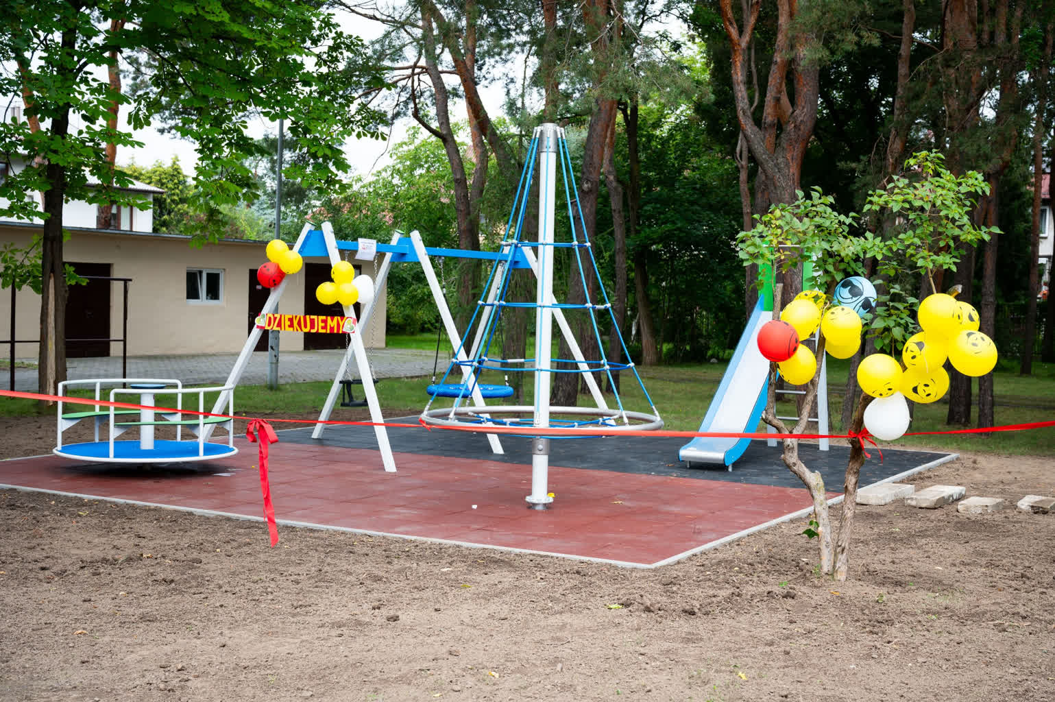 plac zabaw-polonia2.jpg