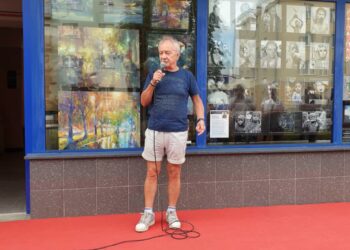 Tarnobrzeg: Portrety z podróży. Wystawa fotografii Bogdana Myśliwca w Witrynie Sztuki