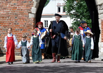 Sandomierz: Historia i teraźniejszość
