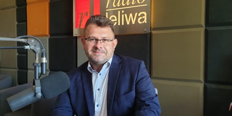 Tarnobrzeg: W mieście i powiecie ponad 3 tysiące wniosków o 300+