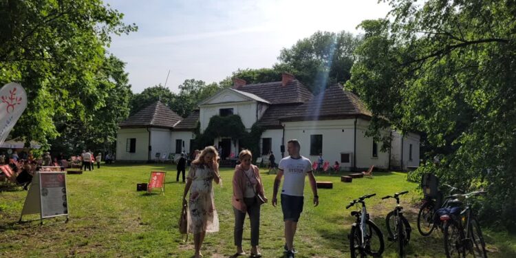 Skotniki: W sobotę „Podwieczorek na dworze”