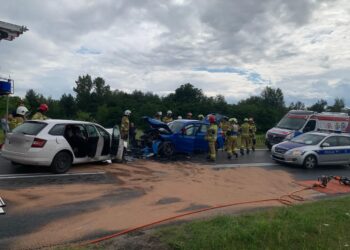 Stale: Wypadek i zablokowana droga