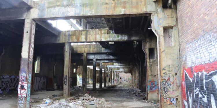 Tarnobrzeg: Śmierć na terenie opuszczonego zakładu w Machowie