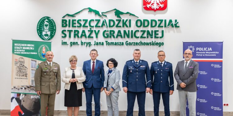 Mielec: Powstanie klasy mundurowej w Zespole Szkół Ekonomicznych w Mielcu