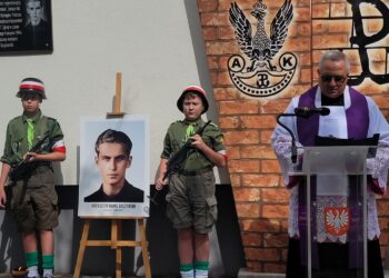 Sandomierz: Oddali cześć powstańcom warszawskim