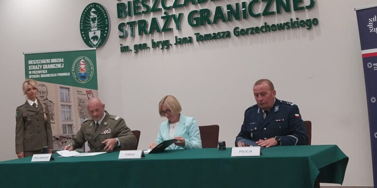 Stalowa Wola: III LO z „Sikorskiego” w programie Policji i Straży Granicznej