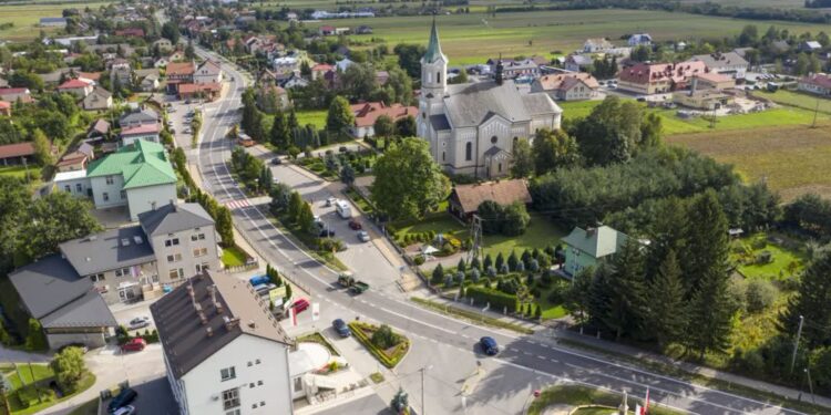 Padew Narodowa: Od września startuje  Gminny  Żłobek  „Dziecięcy Dwór” w Kębłowie