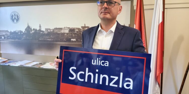 Sandomierz. Wymienią tabliczki z nazwami ulic