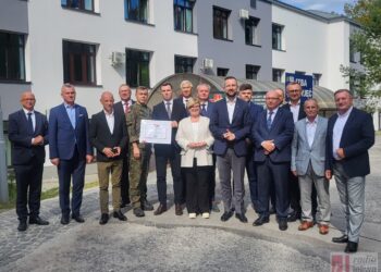 Nowa Dęba. Wizyta ministra obrony narodowej