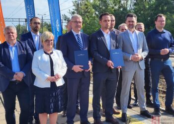 Tarnobrzeg. Umowa podpisana. Wkrótce remont linii kolejowych w regionie