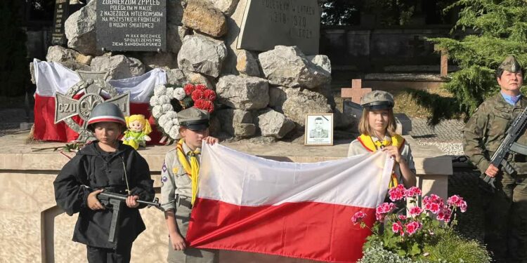 Sandomierz: Pamięć o powstaniu warszawskim wciąż żywa