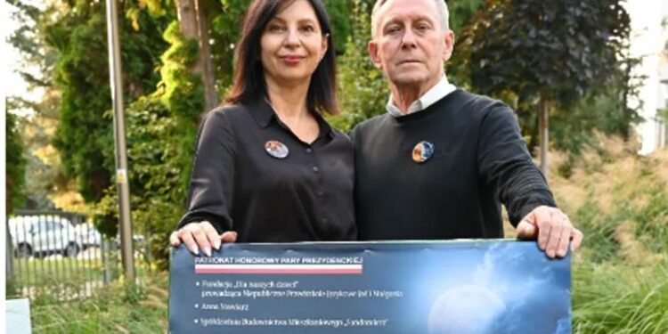 Sandomierz: „Prawobrzeżny Sandomierz czyta nocą”