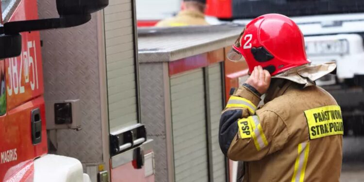 Stalowa Wola: Pożar w wieżowcu przy ul. Okulickiego