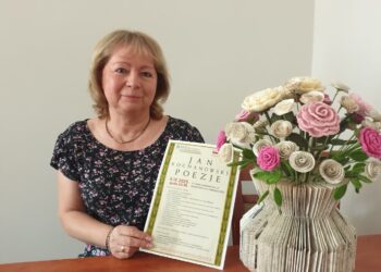 Tarnobrzeg: Narodowe Czytanie pod lipami klasztoru