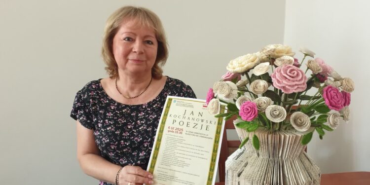 Tarnobrzeg: Narodowe Czytanie pod lipami klasztoru