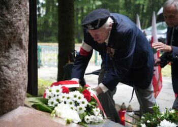 Dębica: Ponownie zabrzmiały słowa modlitwy, pamięci i wdzięczności