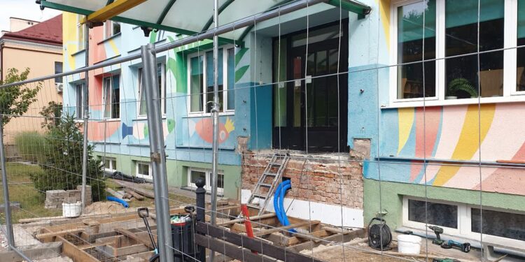 Tarnobrzeg: Inwestycje w przedszkolach. Remonty sal, cyfrowe technologie i klimatyzacja