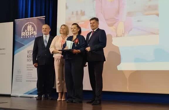 Tarnobrzeg: VIII Podkarpackie Forum Ekonomii Społecznej – Fundacja GA MON z tytułem Podkarpackiego Lidera Ekonomii Społecznej