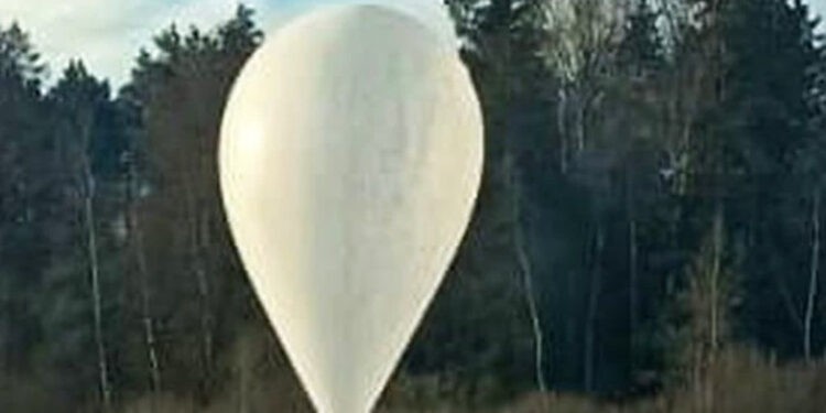 Kopki: Na polu wylądował balon przemytniczy