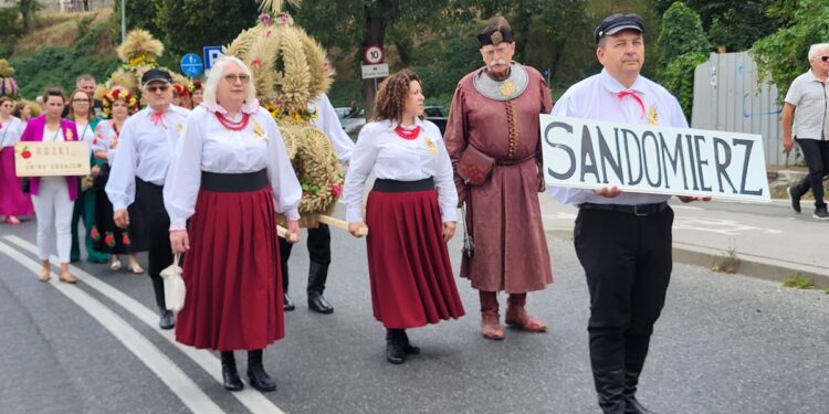 Sandomierz. Dziękowali za plony. Promowali rolnictwo