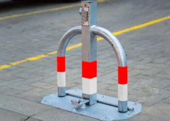 Dębica: Potrzeba więcej miejsc parkngowych