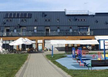 Tarnobrzeg: Hotelowa baza nad jeziorem odzyska blask