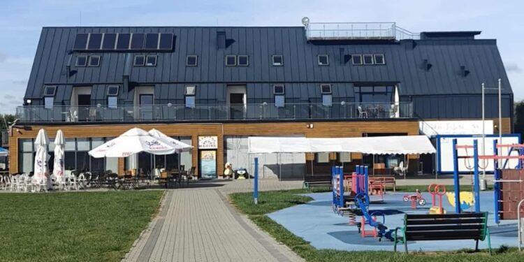 Tarnobrzeg: Hotelowa baza nad jeziorem odzyska blask