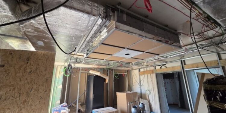 Dębica: Intensywne prace budowlane i instalacyjne w dębickim szpitalu