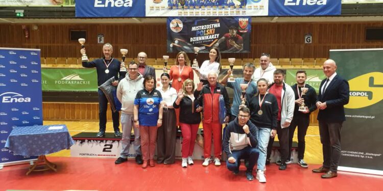 Tarnobrzeg: Medale rozdane – zakończyły się 6. Mistrzostwa Polski Dziennikarzy w Tenisie Stołowym