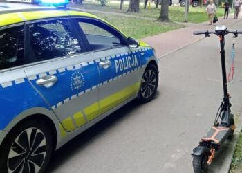 Mielec: Mieleccy policjanci w trosce o bezpieczeństwo użytkowników hulajnóg, rowerów i motocykli