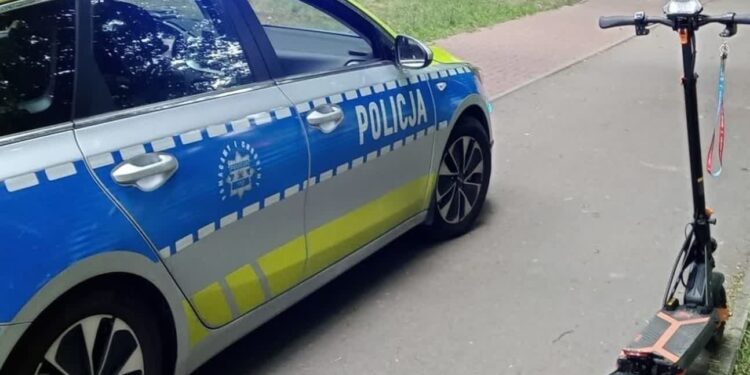 Mielec: Mieleccy policjanci w trosce o bezpieczeństwo użytkowników hulajnóg, rowerów i motocykli