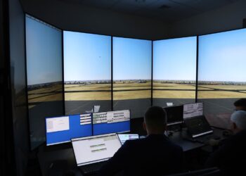 Mielec: Studenci z Politechniki Rzeszowskiej będą szkolić się na mieleckim lotnisku