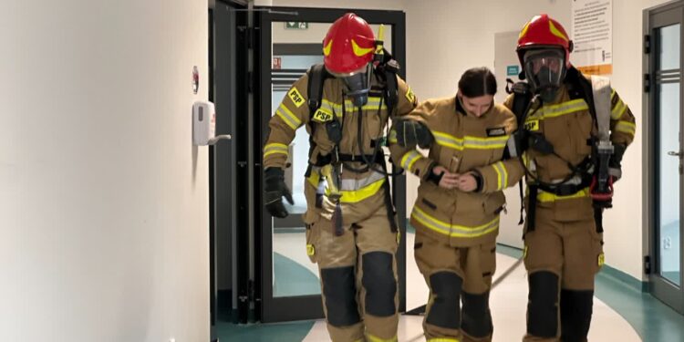 Sandomierz: Ćwiczenia przeciwpożarowe w Centrum Zdrowia Psychicznego