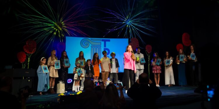 Tarnobrzeg: Ponad 130 wokalistów w jubileuszowym finale „Wygraj Sukces”