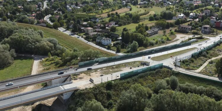 Sandomierz: Po moście czas na węzeł