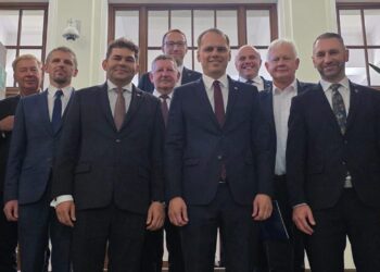 Region, Tarnobrzeg: Parlamentarny Zespół TAK dla S74: decyzja środowiskowa do października 2025