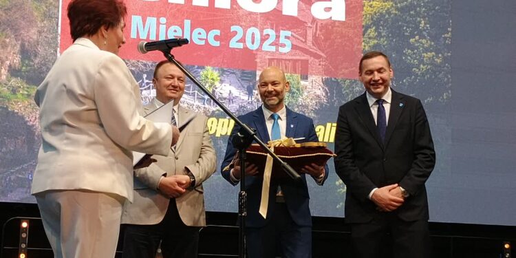 Mielec: Tańce i śpiew! Wielki Finał VIII Mieleckich Dni Seniora