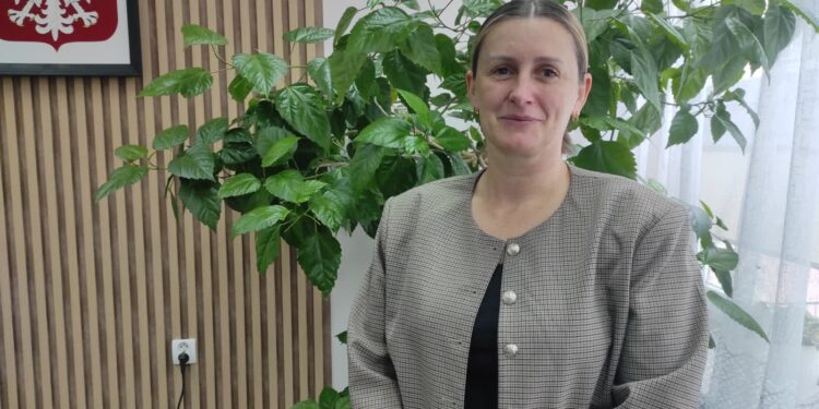 Mielec: Upamiętnią wyjątkową tablicą pamięć dyrektora