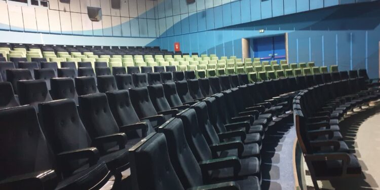 Tarnobrzeg: Więcej miejsc dla widzów po remoncie domu kultury