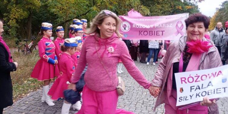 Stalowa Wola: Różowy Marsz i profilaktyka nie tylko dla kobiet